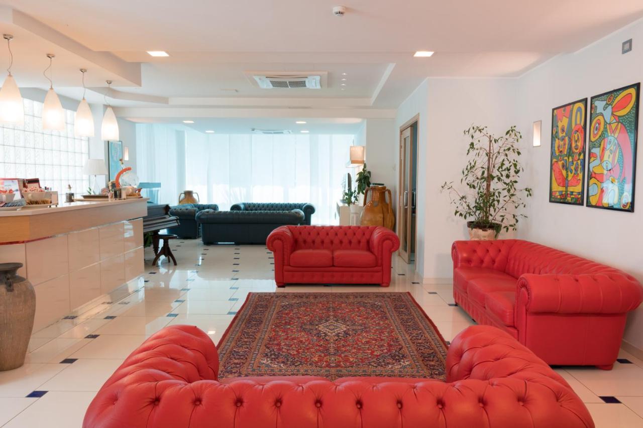 Hotel Haus Charlotte San Benedetto del Tronto Ngoại thất bức ảnh