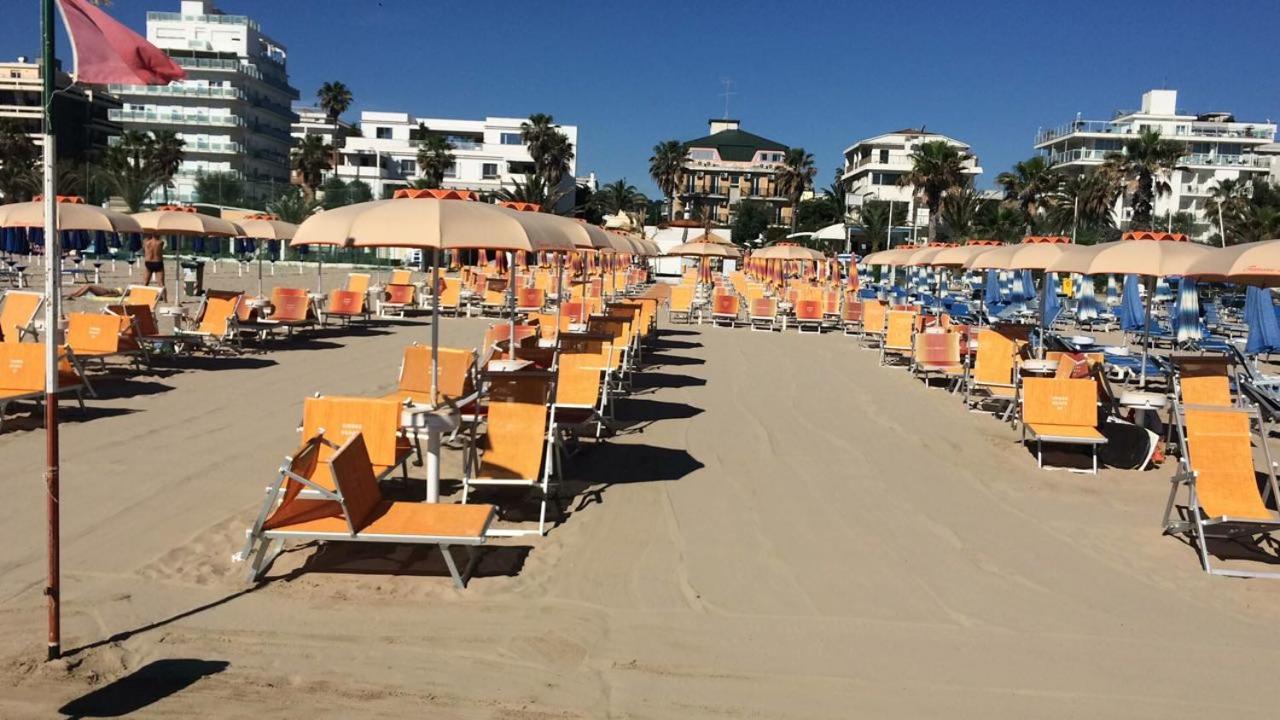 Hotel Haus Charlotte San Benedetto del Tronto Ngoại thất bức ảnh