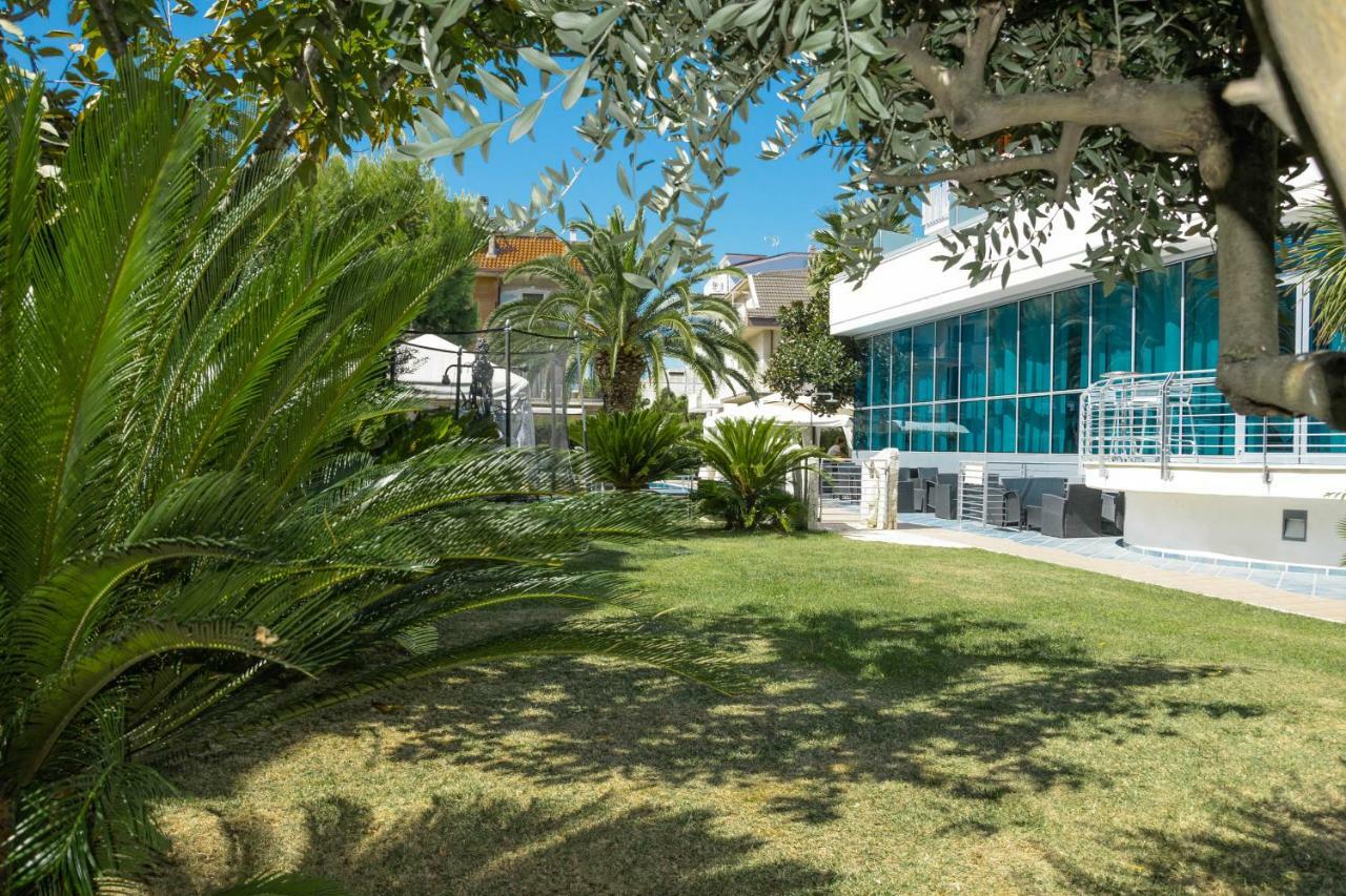 Hotel Haus Charlotte San Benedetto del Tronto Ngoại thất bức ảnh
